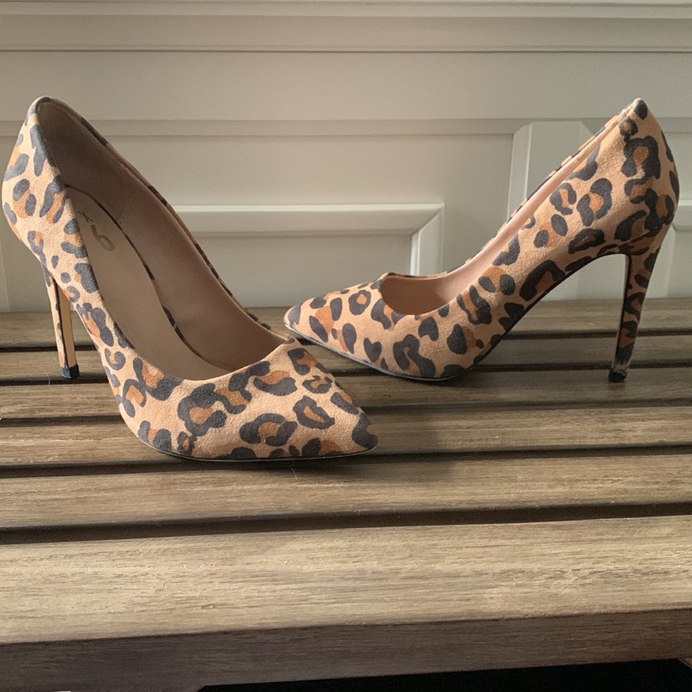 Leopard heels